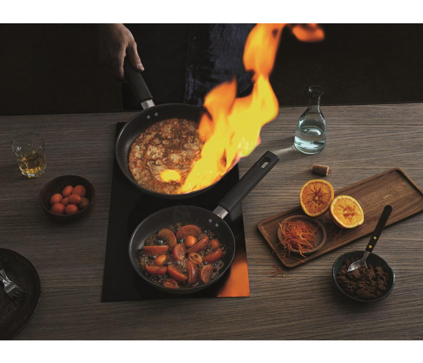 FISKARS Patelnia 28 cm HARD FACE (1052224) - 1379427 - zdjęcie 4